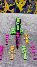Load and play video in Gallery viewer, Kaws why not (small)