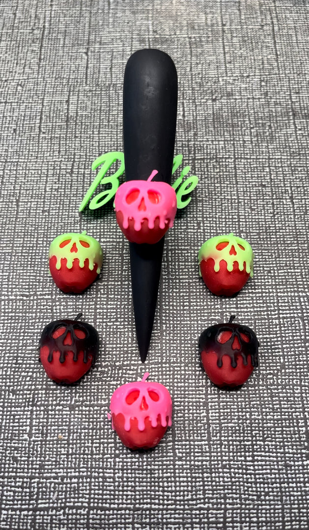Bite the apple Eve