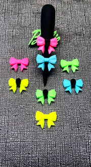 Small bow’s glow too